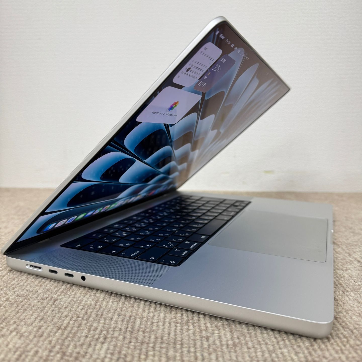 超美品】Apple MacBook Pro 16(2021, A2485) M1 Pro / RAM 32GB / SSD