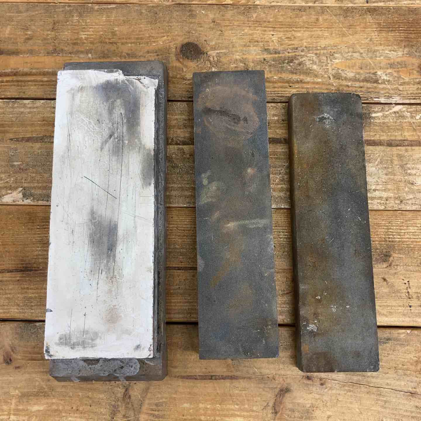 【昭和レトロ】天然砥石７個セット　欠け・割れあり 昭和レトロ】天然砥石7個セット 欠け・割れあり 美術品・アンティーク