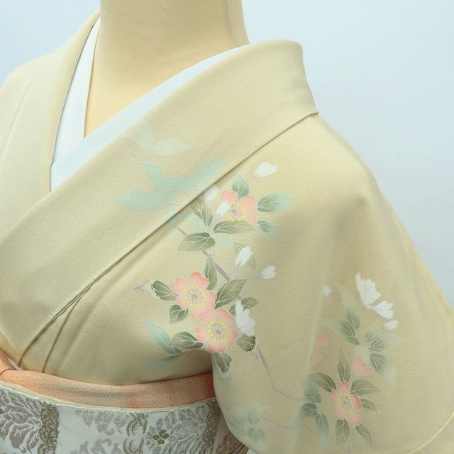美品 手描き友禅 映雪落款 正絹 着物“流水に桜や梅、春景色”訪問着 A-20 美品 手描き友禅 映雪落款 正絹 着物“流水に桜や梅、春景色”訪問着 A