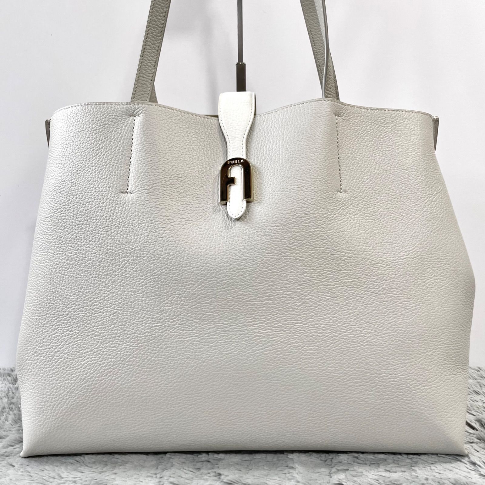 【極美品】フルラ ソフィア トートバッグ レザー アーチロゴ 手提げ ベージュ Amazon | [フルラ] トートバッグ ソフィア ベージュ ピンク レディース