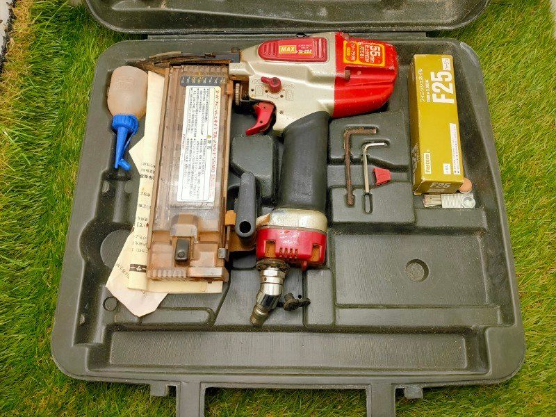 ☆マックスMAX TA-255/F55MO スーパーフィニッシュネイラ ケース付き 動作確認済み