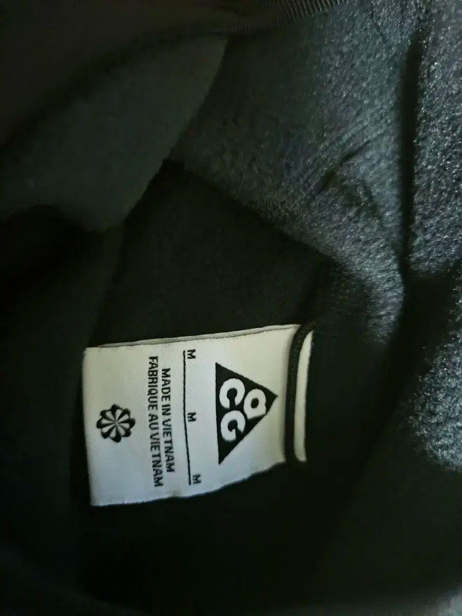 NIKE ACG ポーラテック フリース Mサイズ 黒 ウルフ