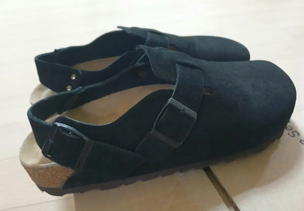 ビルケンシュトック トーキョー ブラックスウェードスニーカー 240