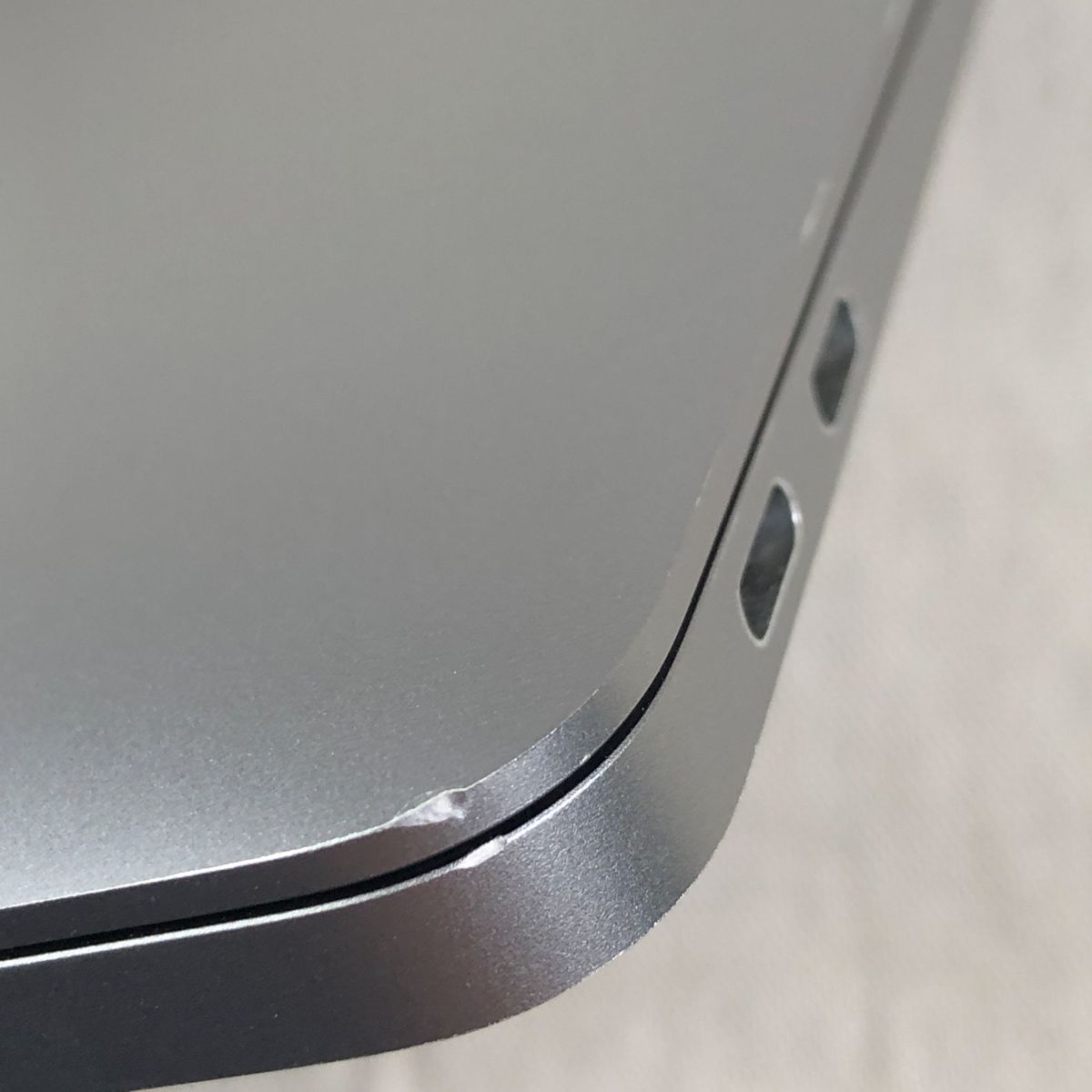 ◇ジャンク品・本体のみ◇Apple MacBook Air (M1 2020)【M1チップ