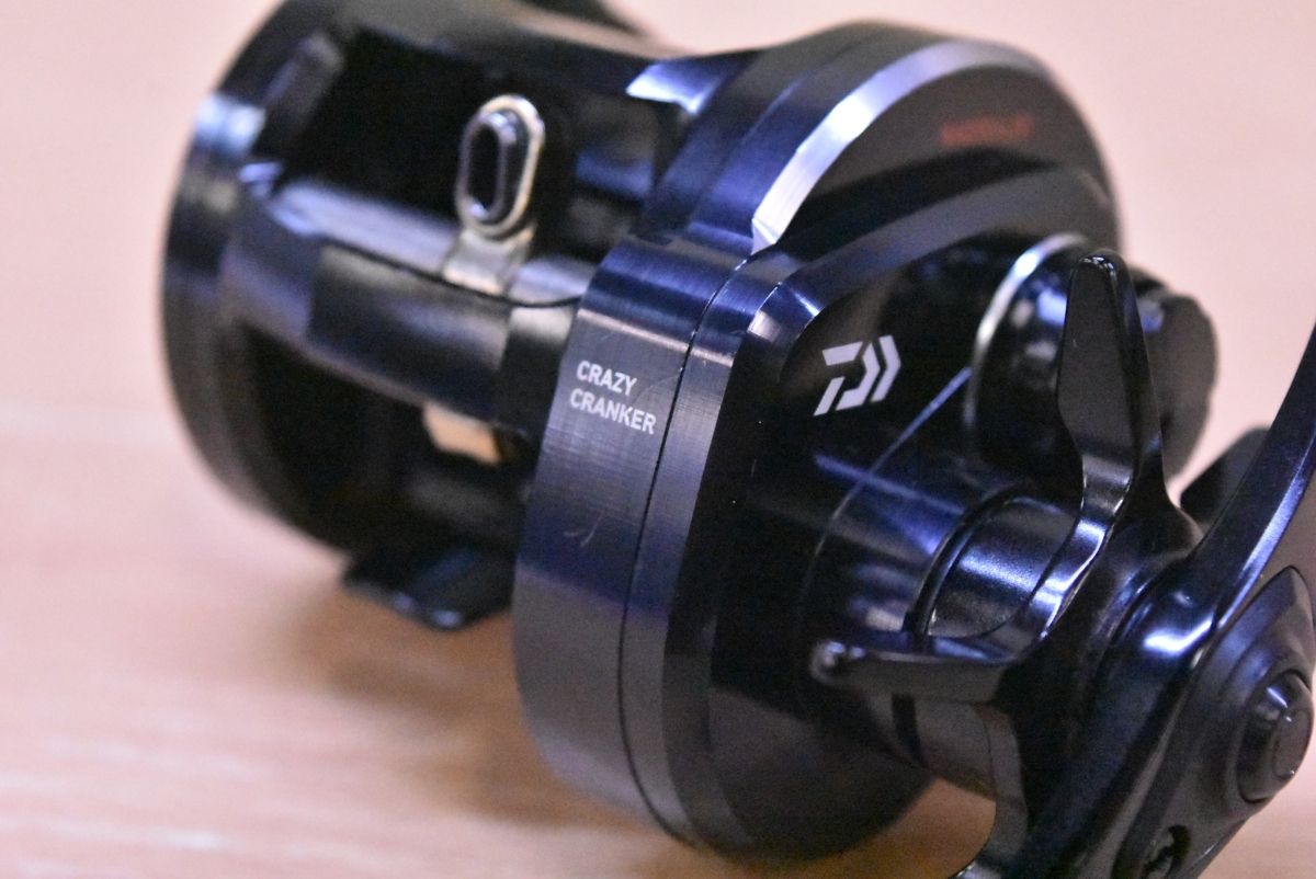 ダイワ　リョウガRYOGA 1520L-CC 41K011OjH0L.jpg_BO30,255,255,