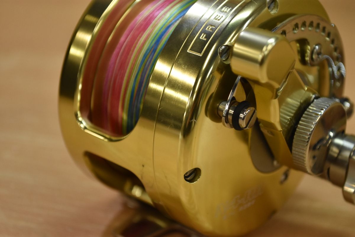 エイテック マーフィックス G-custom N4-RH 右 MARFIX ベイトリール