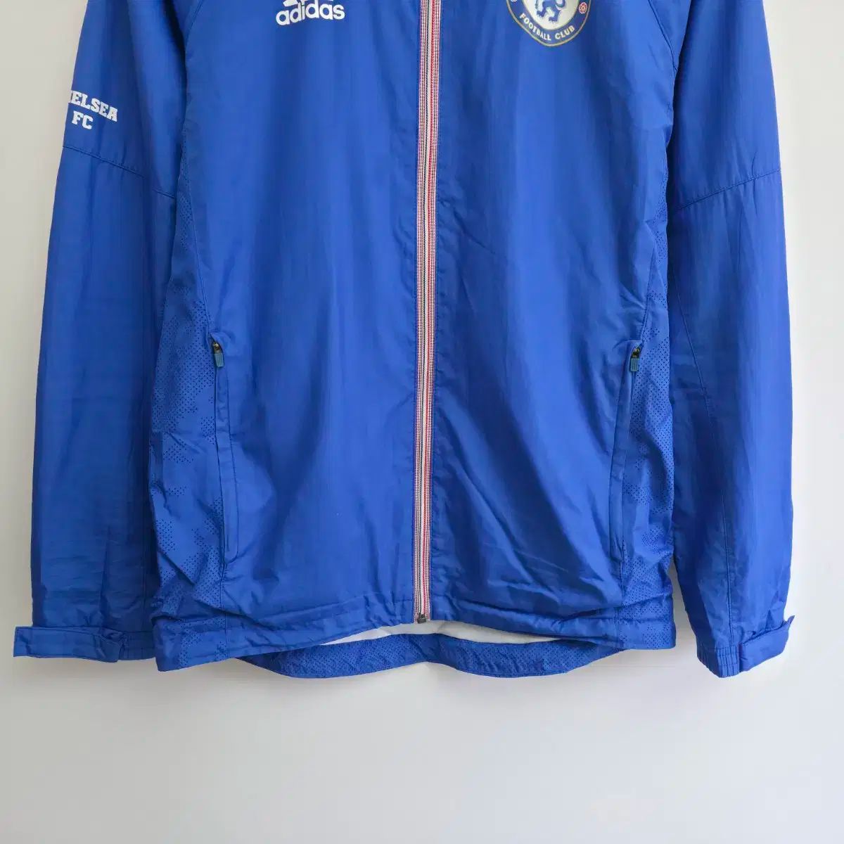 S アディダス チェルシー FC ブルー ウィンドブレーカー - メルカリ