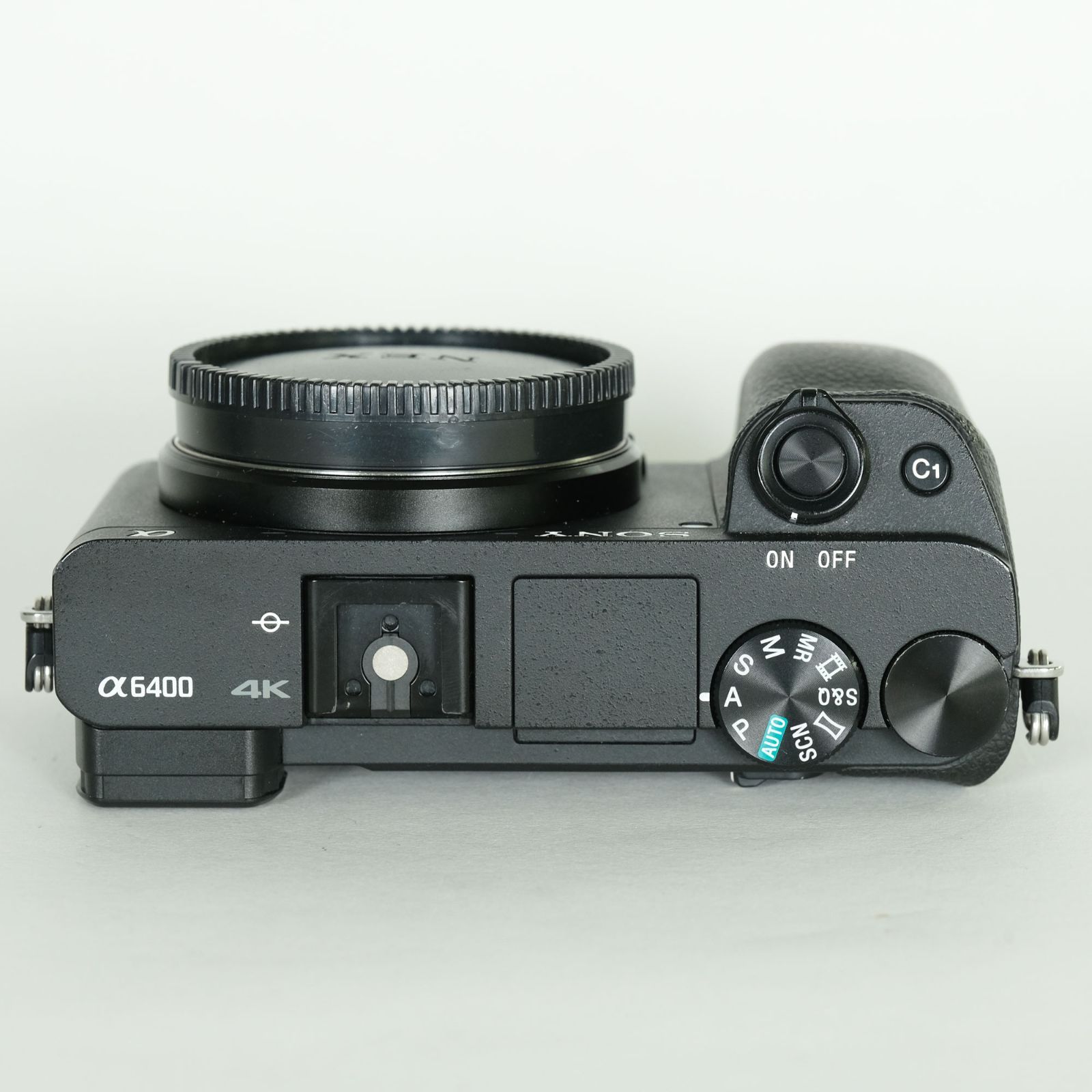 良品 | バッテリー3個付] SONY α6400（ILCE-6400） [ボディ ブラック