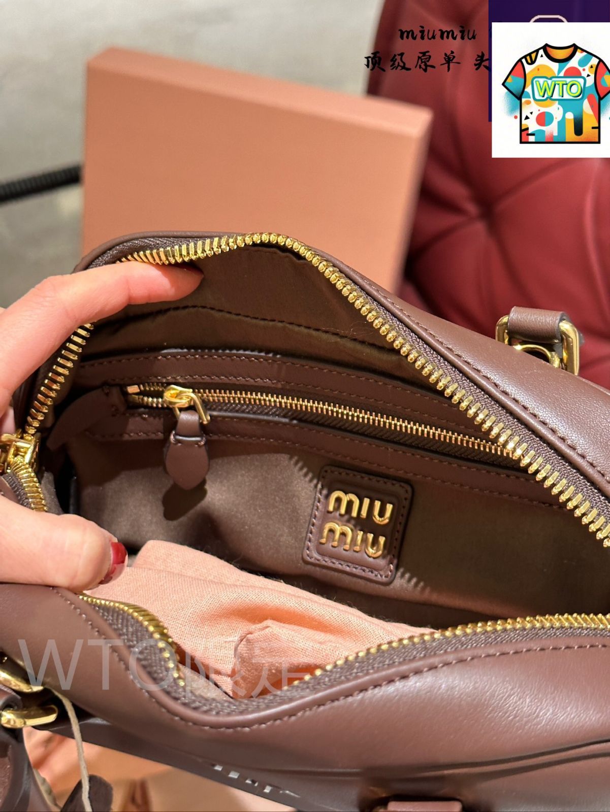 今日特価】Miu Miu ミュウミュウ ボウリングバッグ 牛皮素材で復古