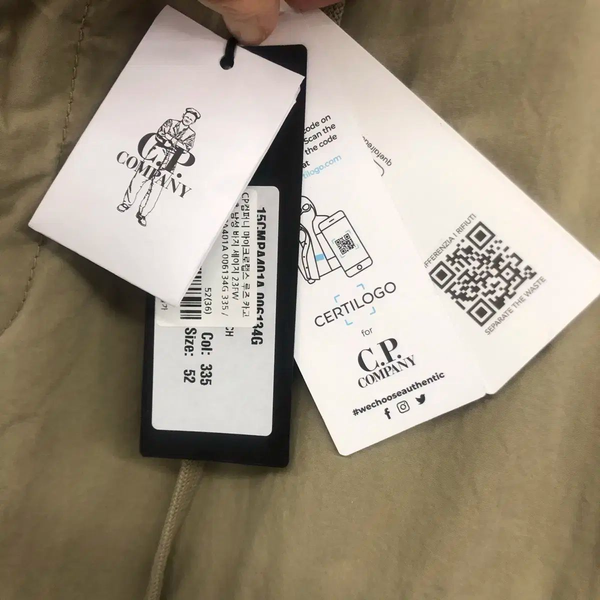 Acer 黒×白 SSD512GB 設定済 ACアダプタ付 大画面 余ってるノートPCの