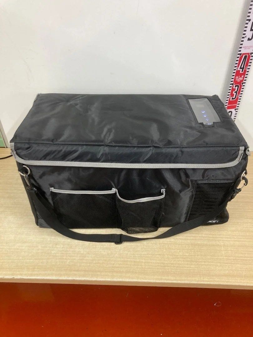 Goture（ゴチュア） 車載冷蔵庫 18L <!-利用不可文字-!>22℃～10℃ 温度