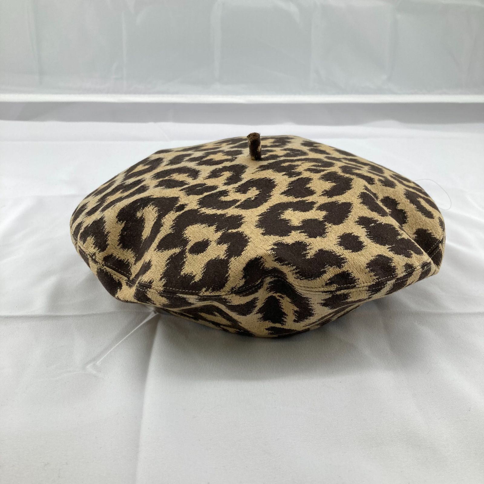 ディオール　ベレー帽　レディース Christian Dior(クリスチャン・ディオール）ベレー帽 レオパード ＃58