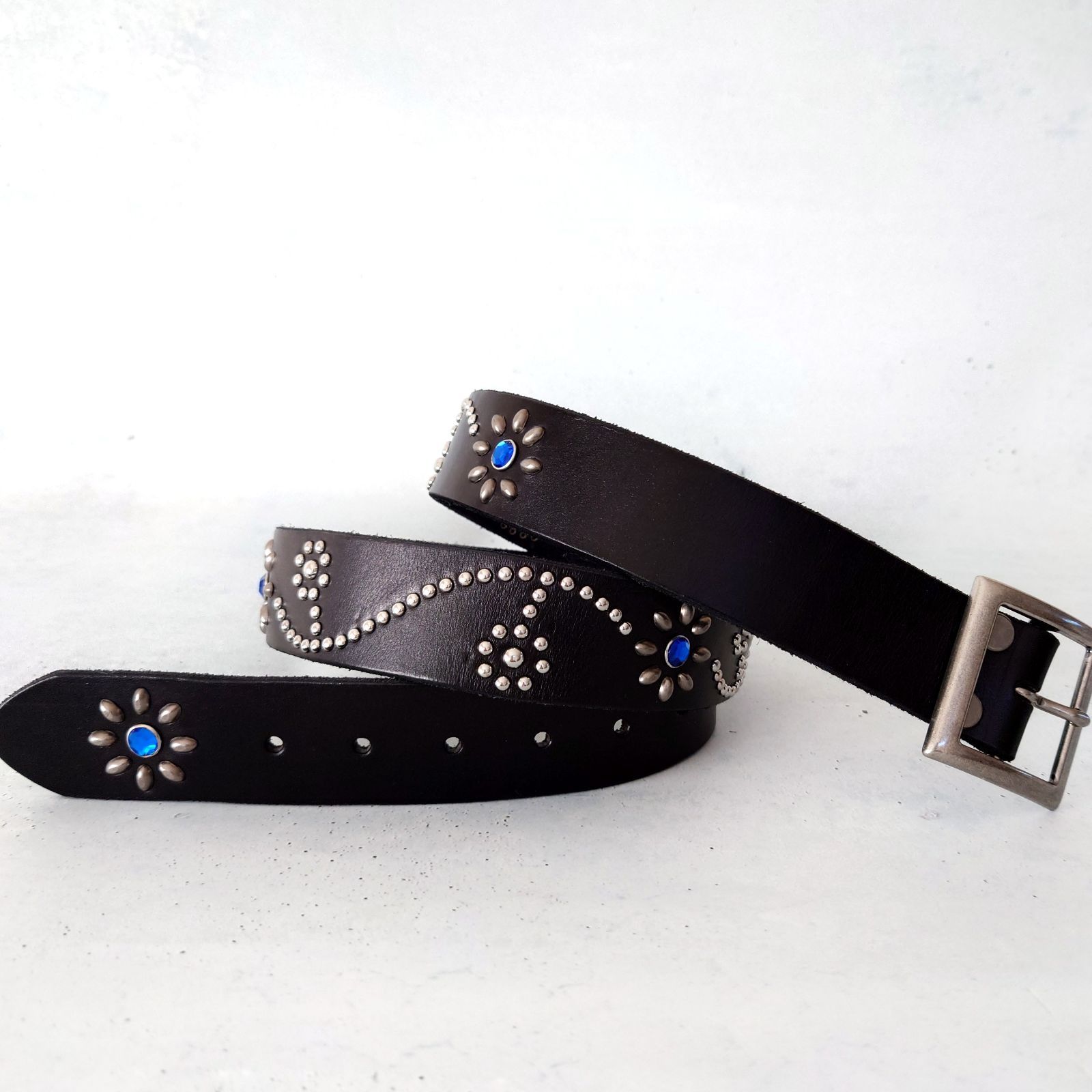 フラワー スタッズベルト オリジナル 牛革 アメカジ ブルーストーン