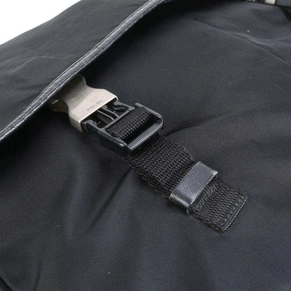 美品 プラダ ギャランティカード付 テスート ナイロン 三角ロゴ V165