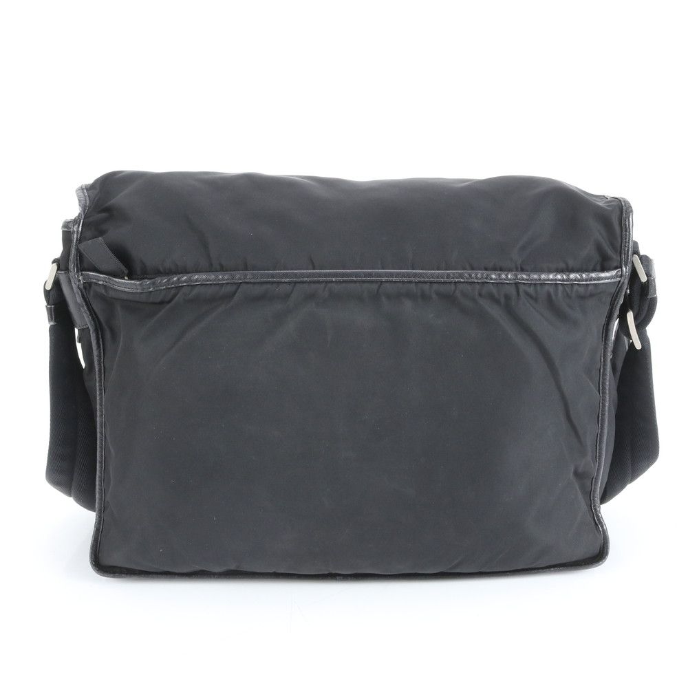 美品 プラダ ギャランティカード付 テスート ナイロン 三角ロゴ V165