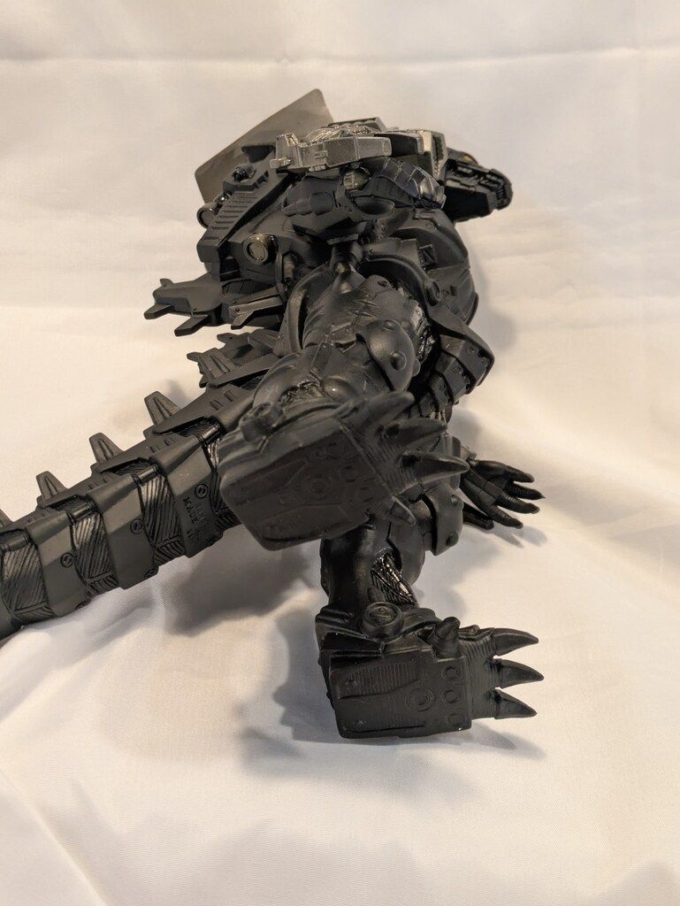 新品同様　ムービーモンスターシリーズ　劇場限定　メカゴジラ 2004　重武装 バンダイ ムービーモンスターシリーズ メカゴジラ2004 重武装型 劇場