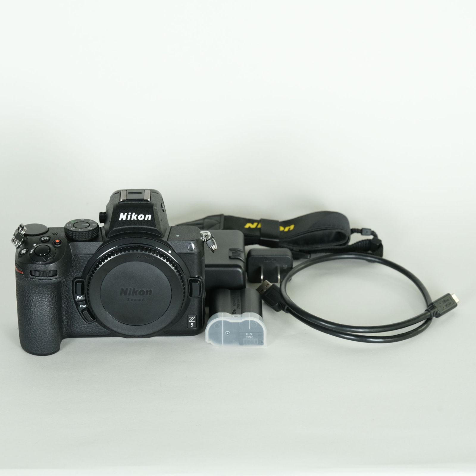 美品 | シャッター数1,420回] Nikon Z5 [ボディ] | Nikon Zマウント