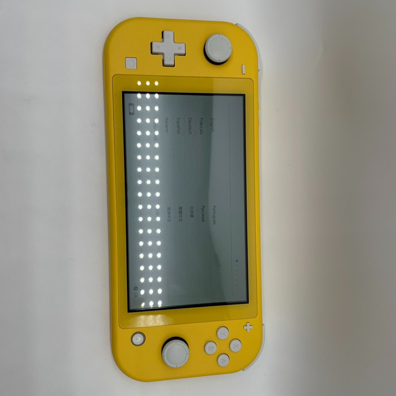 任天堂 スイッチライト イエロー HDH-001 Nintendo Nintendo Switch Lite HDH-001 Handheld Video Game System Yellow