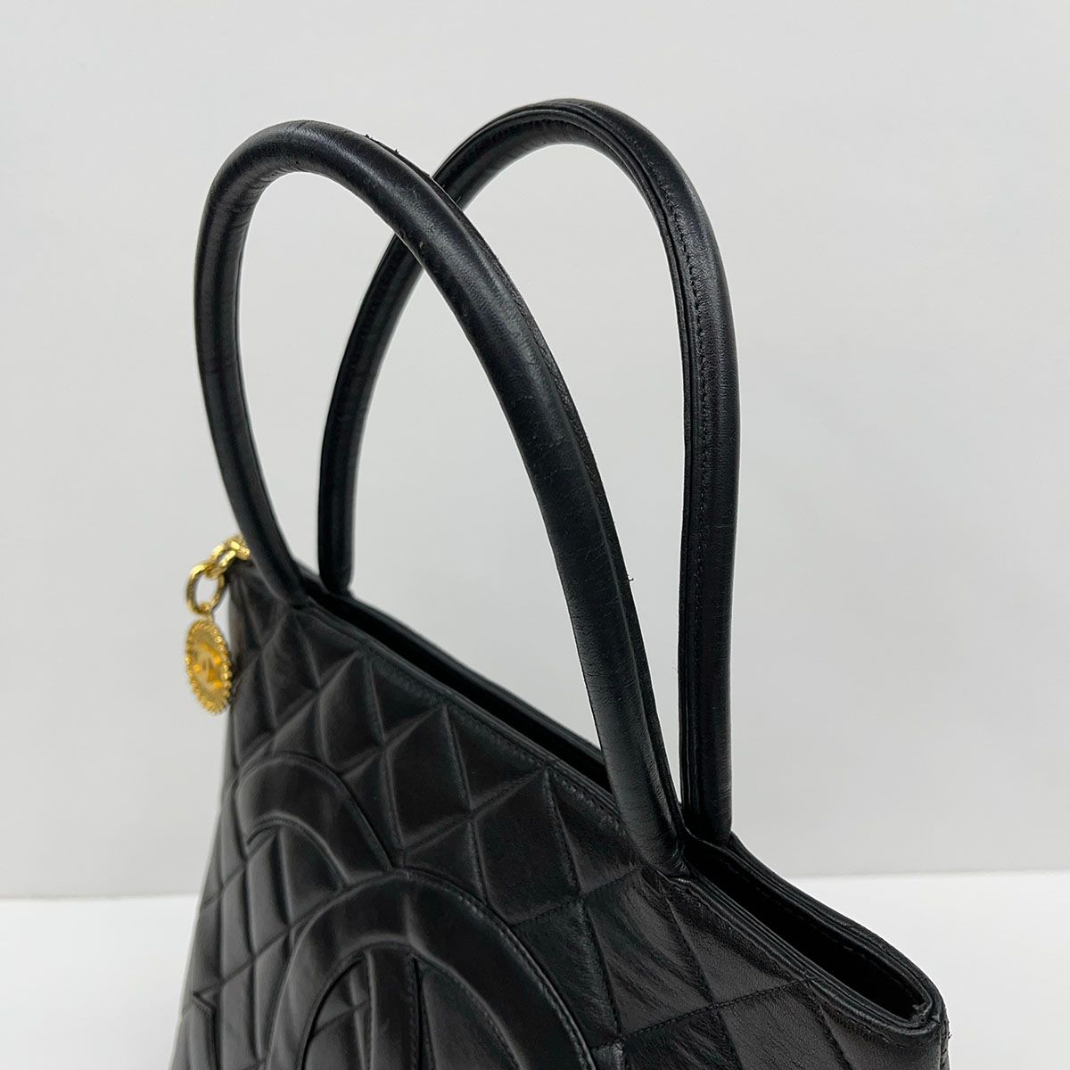 CHANEL シャネル 復刻 トート バッグ レディース ラムスキン ブラック