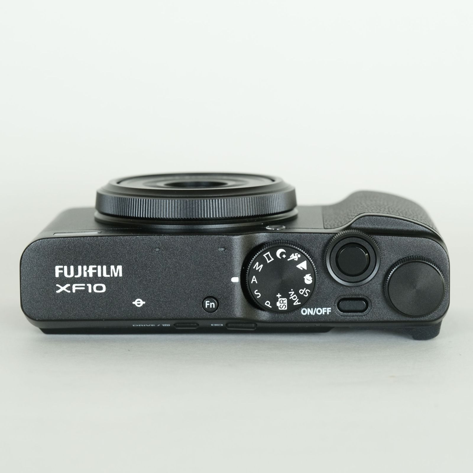 美品 FUJIFILM XF1 ブラック コンパクトデジタルカメラ Amazon | FUJIFILM デジタルカメラ XF1 光学4倍 ブラック F FX-XF1B