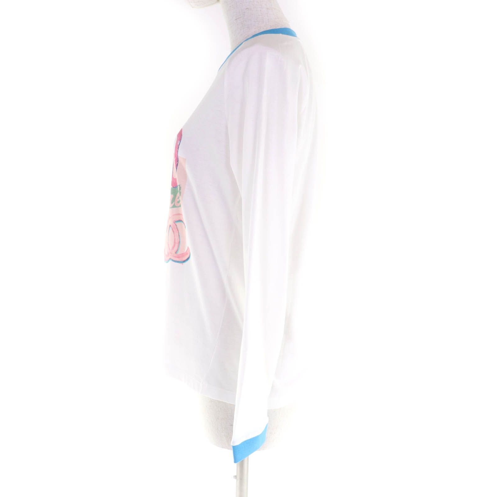 極美品 CHANEL ホワイト 長袖カットソー S 即日発送 極美品 CHANEL ホワイト 長袖カットソー S 即日発送 シンプルで合わせ