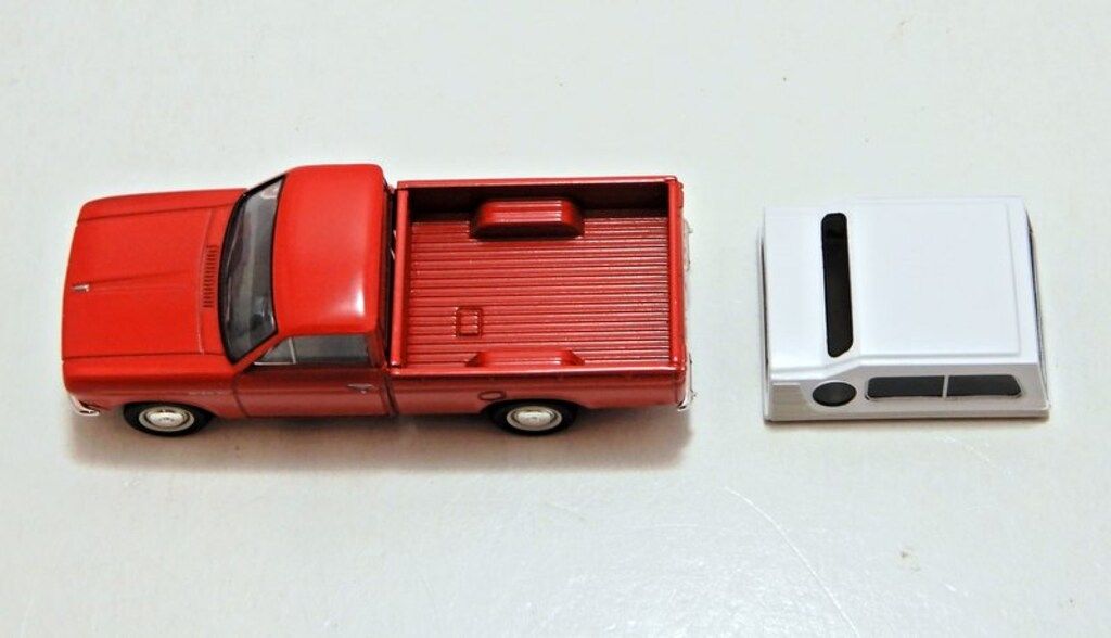 トミーテック TOMICA LIMITED VINTAGE ダットサントラック（北米仕様