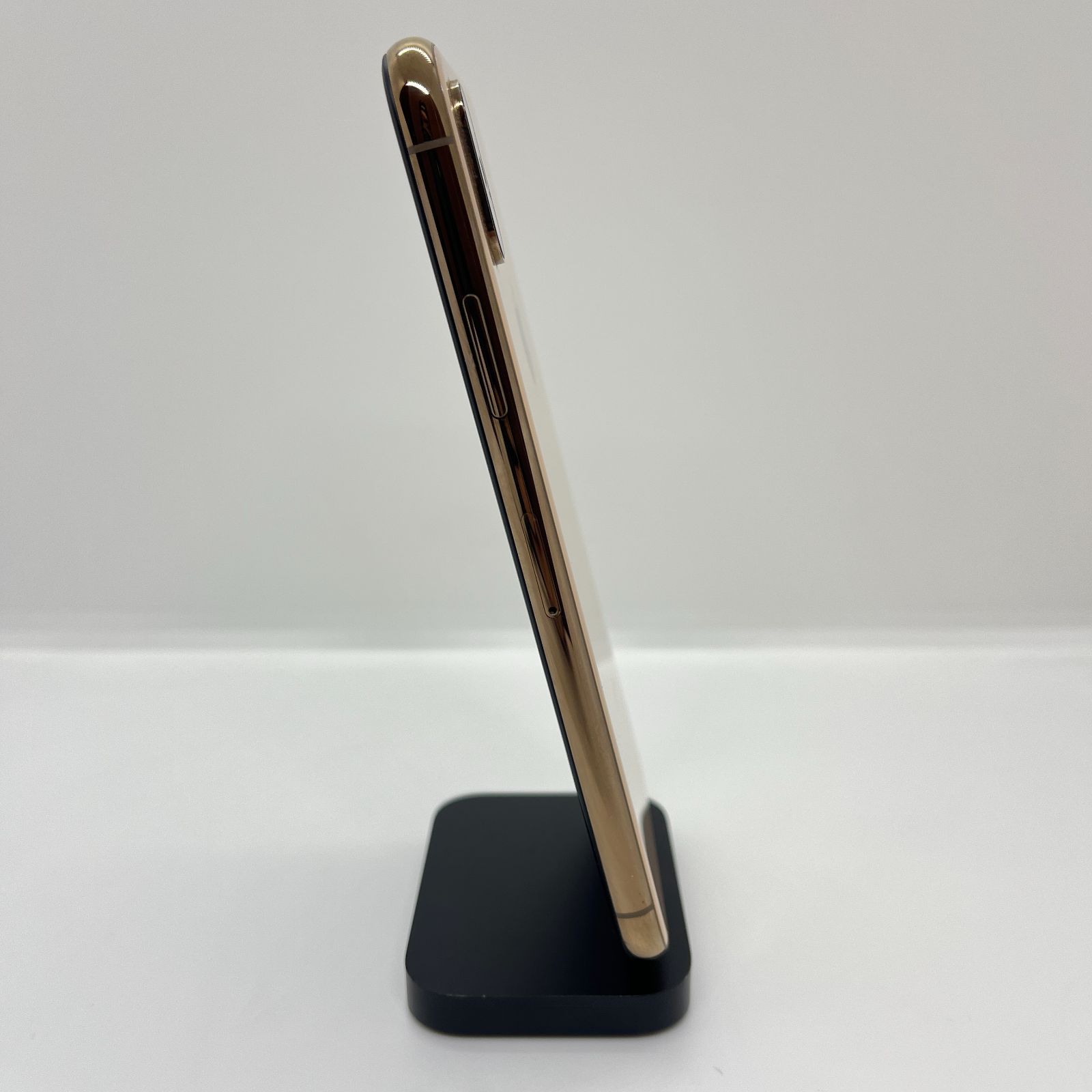 バッテリー100％ ほぼ新品 iPhoneXS 256GB ゴールド 中古 SIMフリー