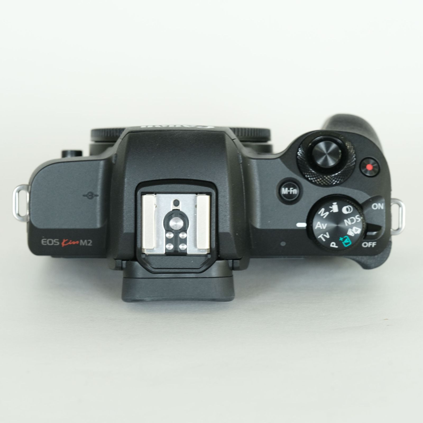 美品] Canon EOS Kiss M2 [ボディ ブラック] | ミラーレス一眼カメラ
