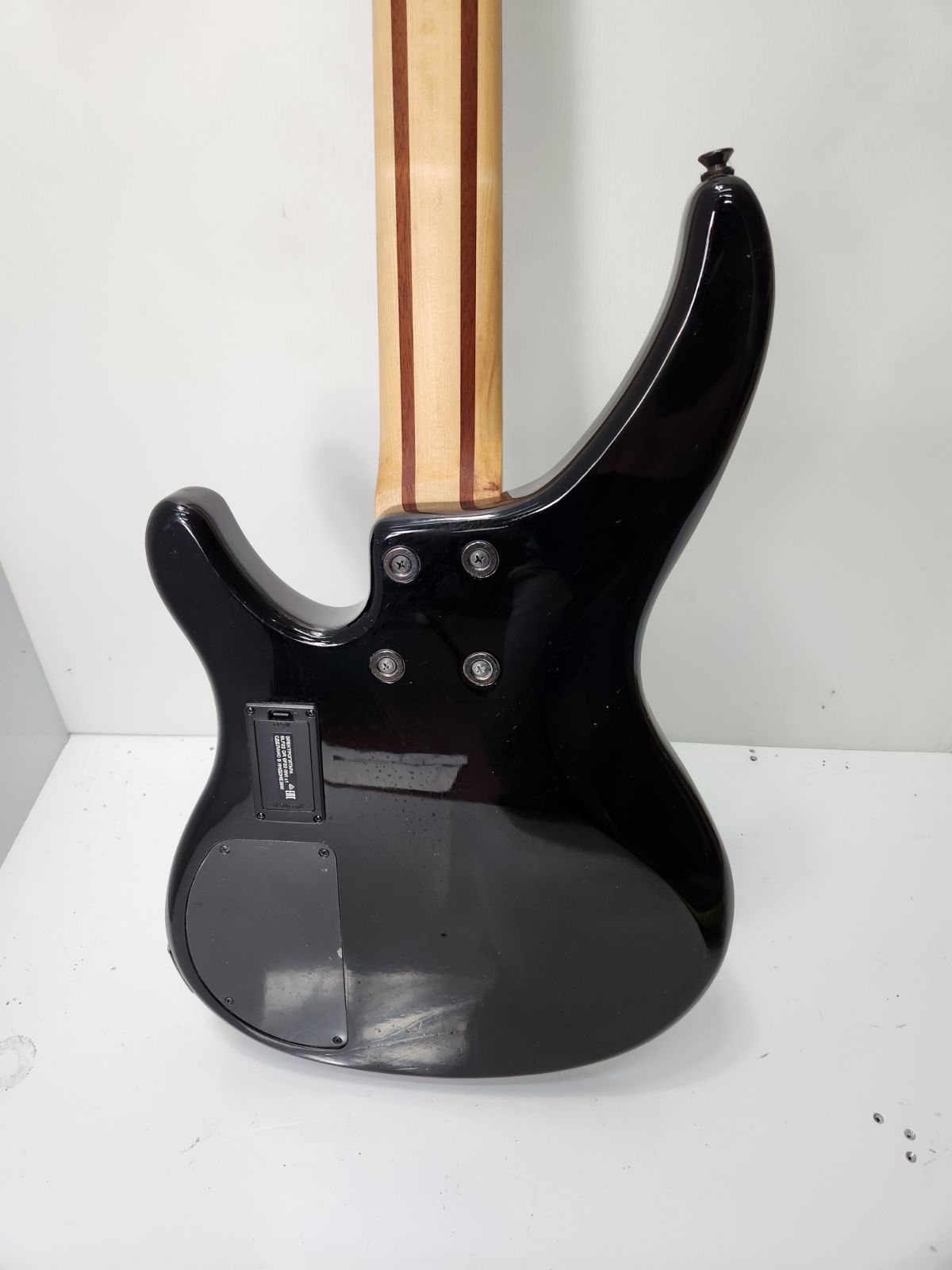 メルカリ便　YAMAHA TRBX304　エレキベース　チューニング済み メルカリ便 yamaha ヤマハ trbx304 エレキベース チューニング済み