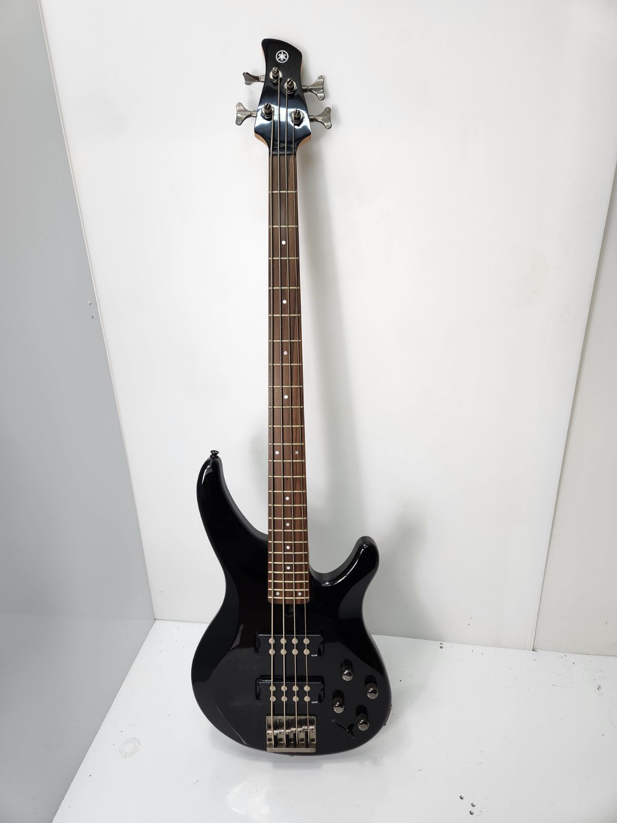 メルカリ便　YAMAHA TRBX304　エレキベース　チューニング済み YAMAHA TRBX304 ベースギター - メルカリ