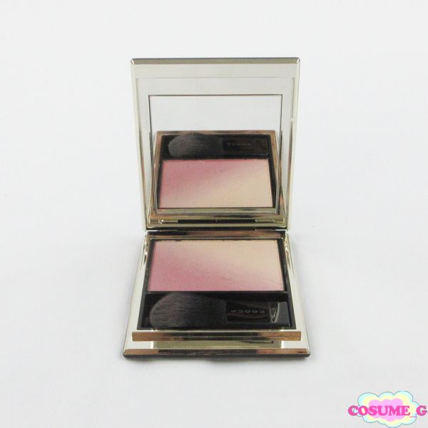 107 夢忘 SUQQU ブラーリング カラー ブラッシュ 101 宵灯 SUQQU(スック) / ブラーリング カラー ブラッシュ 107 夢忘