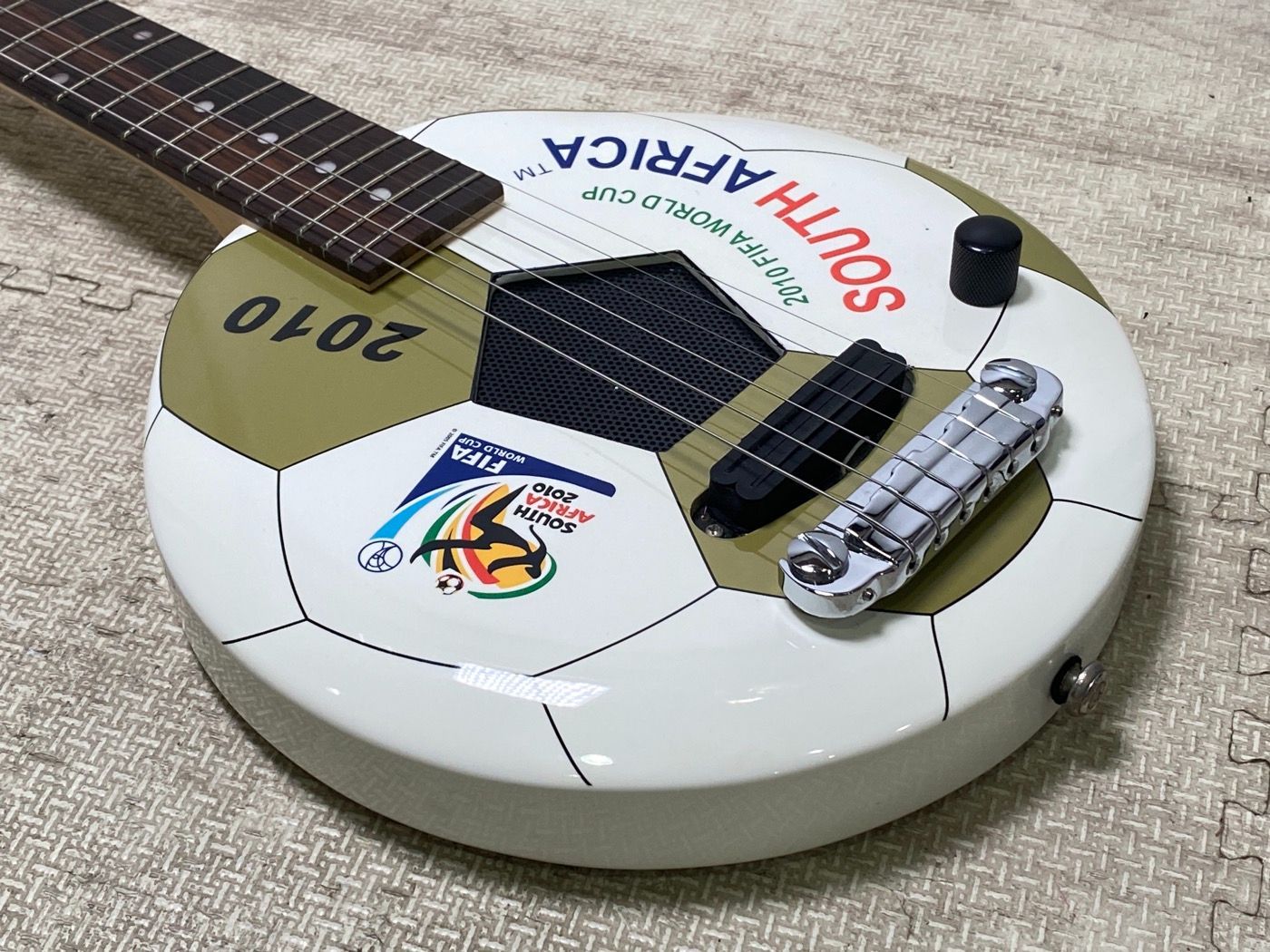 希少】 ARIA Goal Rush 2010 アンプ内蔵 エレキギター 希少】 ARIA