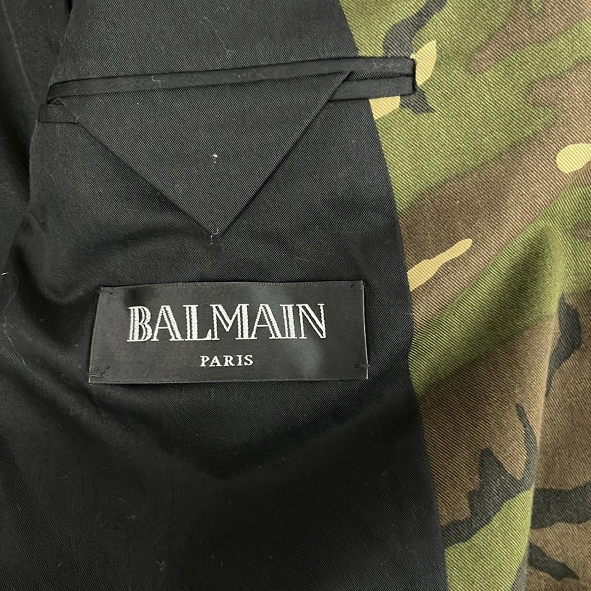 balmain ジャケット　48 BALMAIN(バルマン) ジャケット サイズ48 XL メンズ美品 - カーキ 48