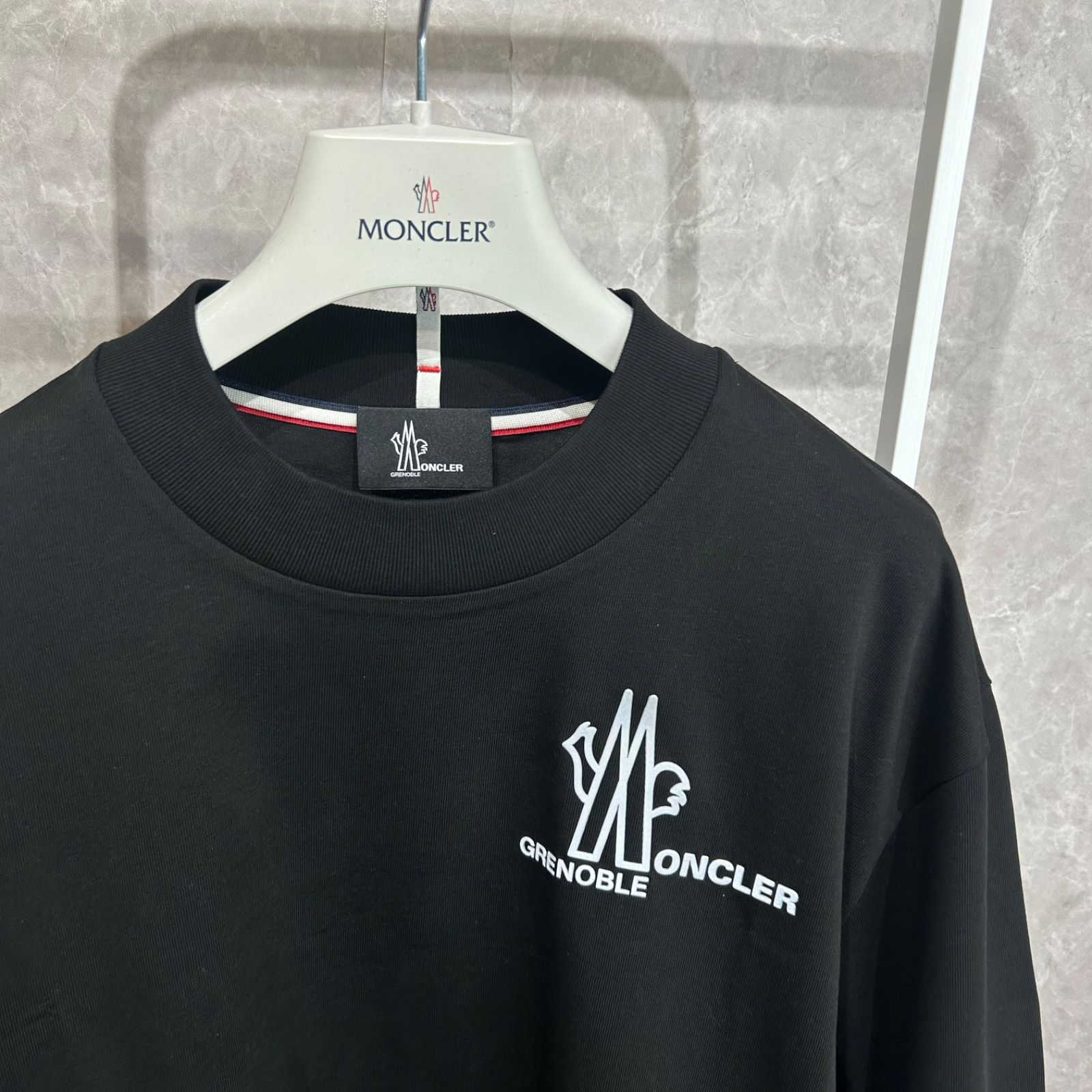 未使用】【新作】MONCLERモンクレールロンT長袖Tシャツ黒M - メルカリ