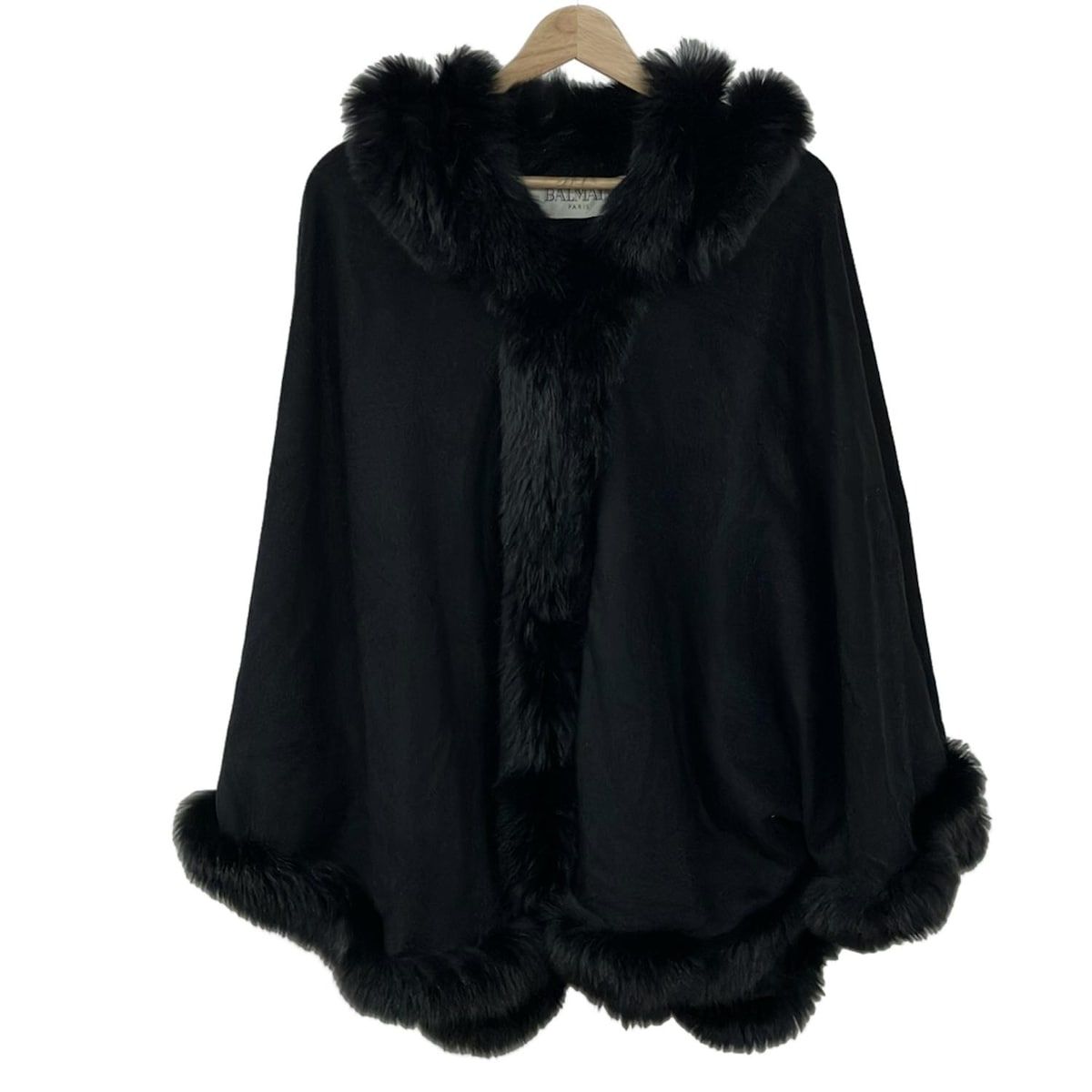 BALMAIN(バルマン) ポンチョ レディース美品 - 黒 ファー/秋/冬