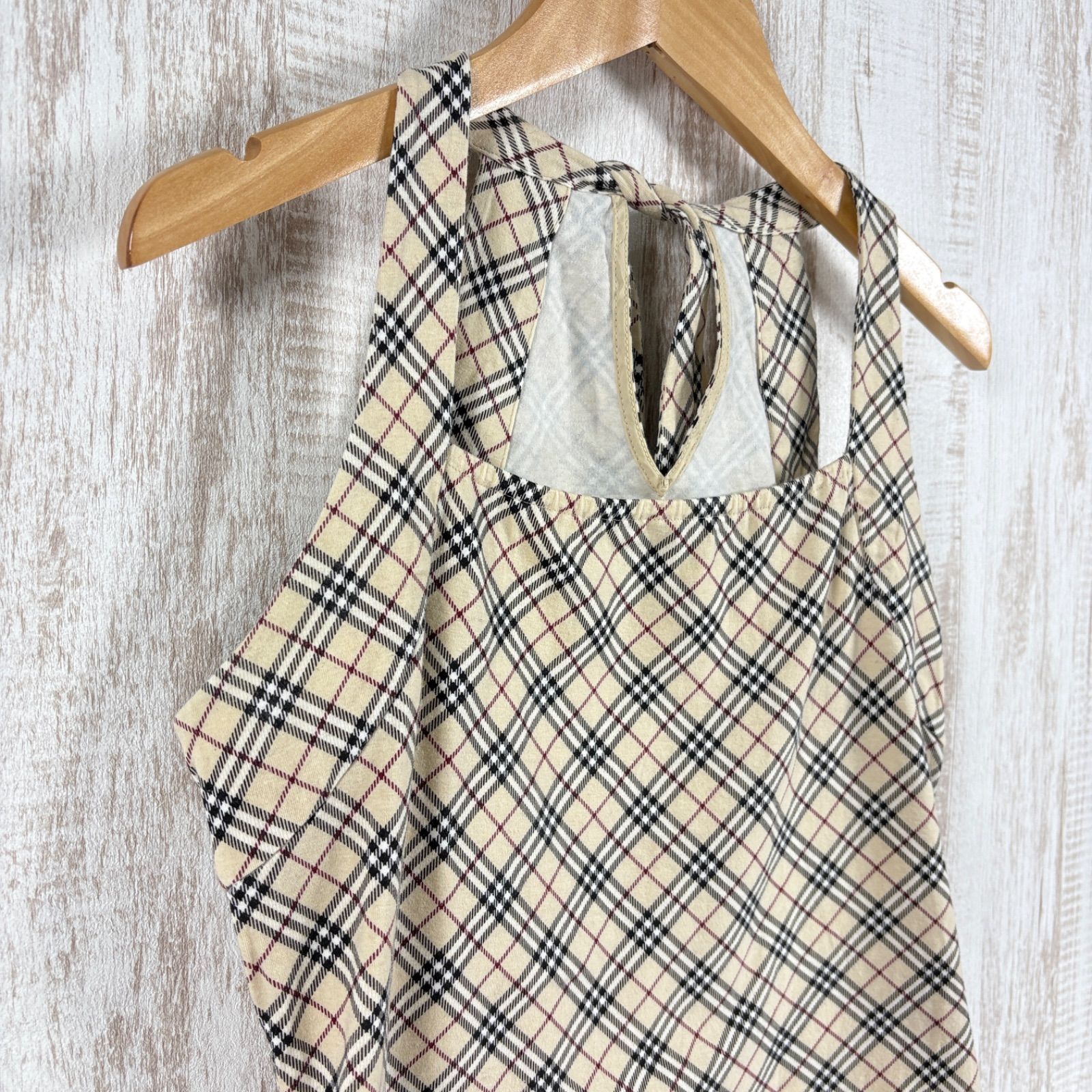 BURBERRY BLUE LABEL ノースリーブ　ホルダーネック BURBERRY BLUE LABEL バーバリーブルーレーベル ホースロゴ刺繍 定番