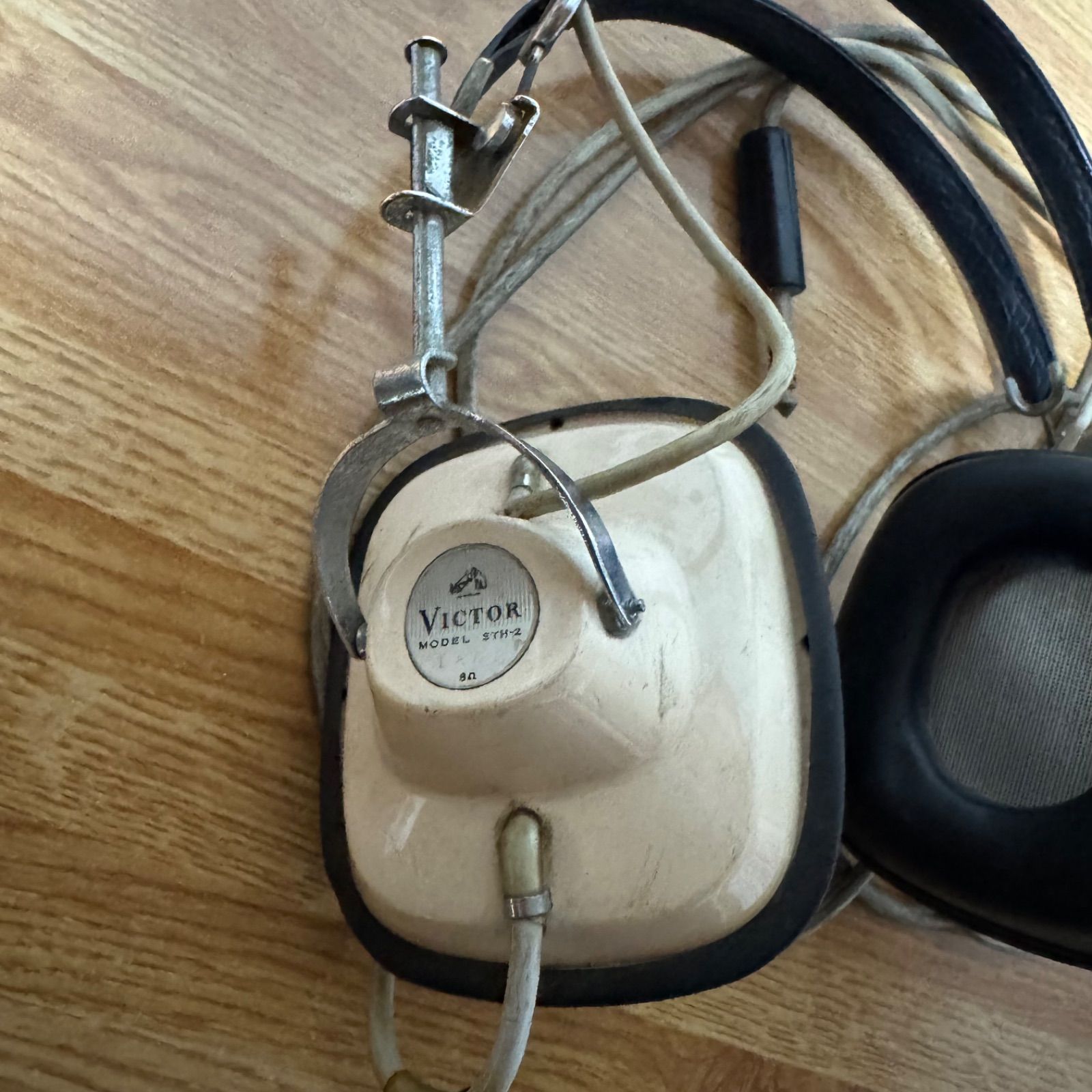 Victor ビクター STH-2 ヘッドホン 昭和レトロ 動作品 美品 箱付き Victor ビクター STH-2 ヘッドホン 昭和レトロ 動作品 美品 箱付き