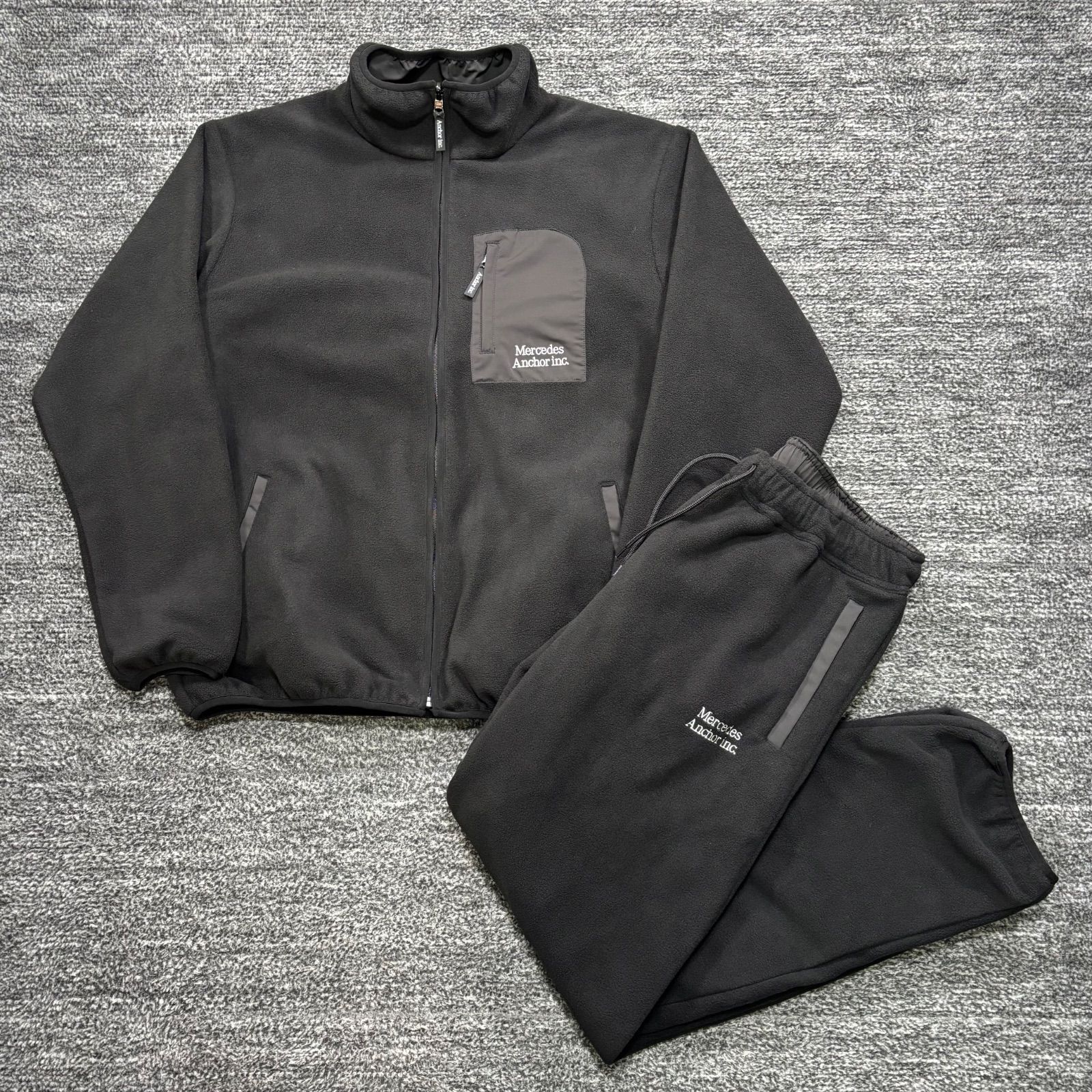 未使用同様 Mercedes Anchor Inc. Fleece Jacket & Pants セットアップ