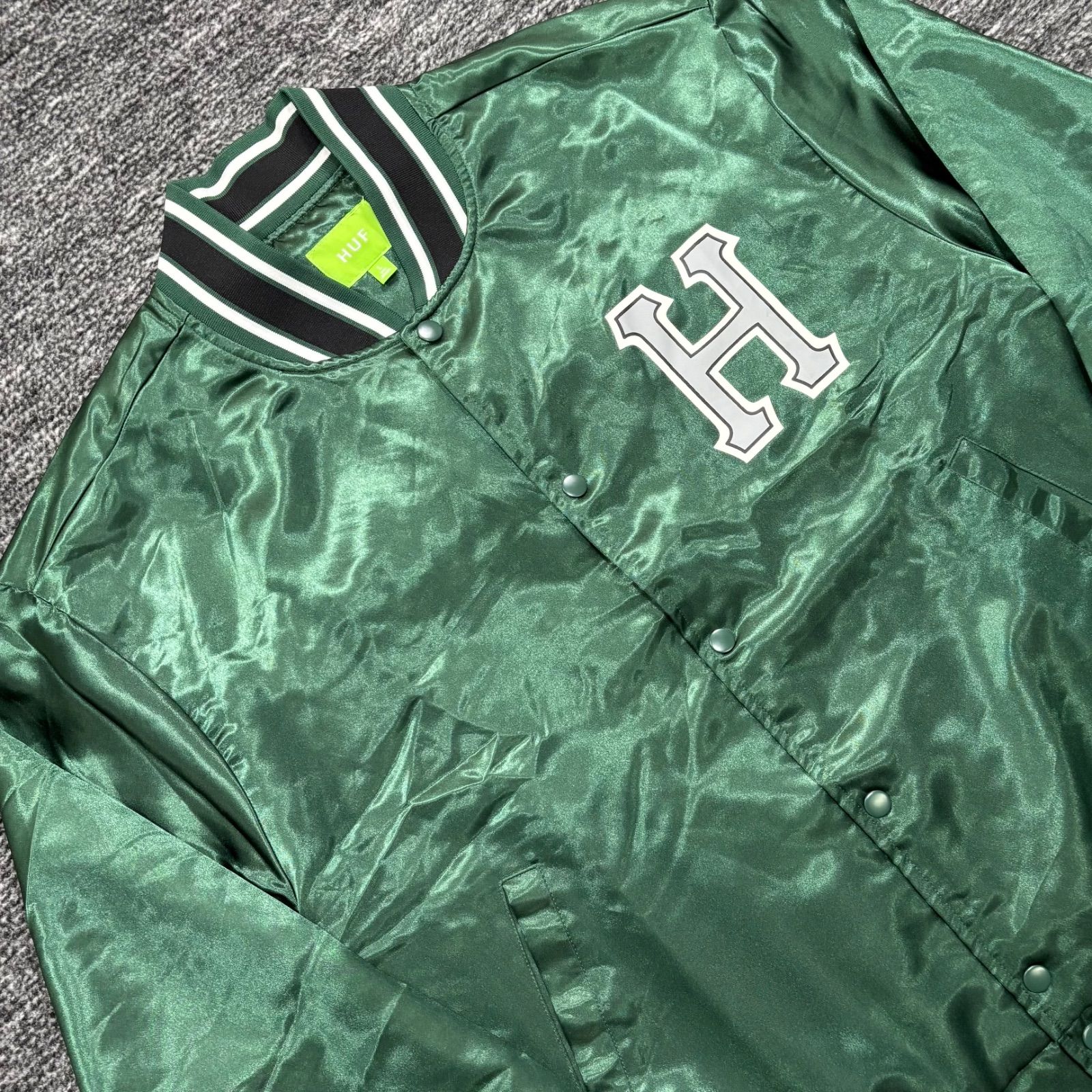 HUF ハフ ナイロンサテン スタジャン　　M 極美品 HUF サテン スタジャン グリーン L ハフ □ - メルカリ