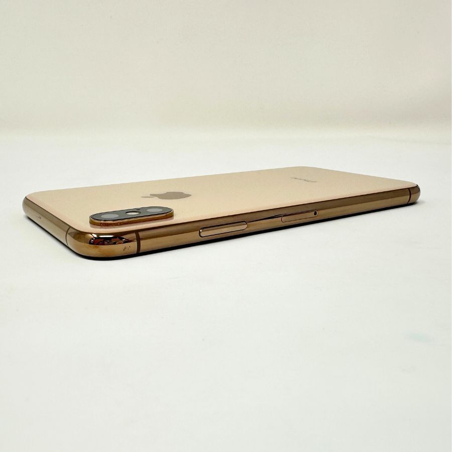iPhoneXS 64GB SIMロック解除済み ドコモ ゴールド - メルカリ
