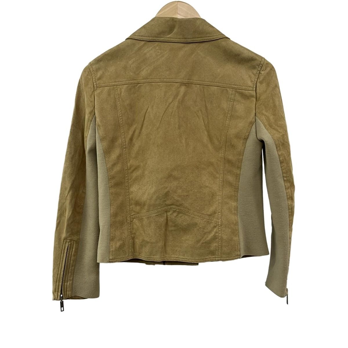 モラビト　プリミエ　タグ付き新品未使用品　レザージャケット ピンクベージュ　38 ライダースジャケット（ピンク/桃色系・合成皮革/人工皮革