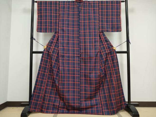 平和屋着物●男性　紬　縞　正絹　逸品　DAAX4286ps 平和屋着物○男性 本場縞大島紬 格子 正絹 逸品 DAAS3831ps 平和屋着物□