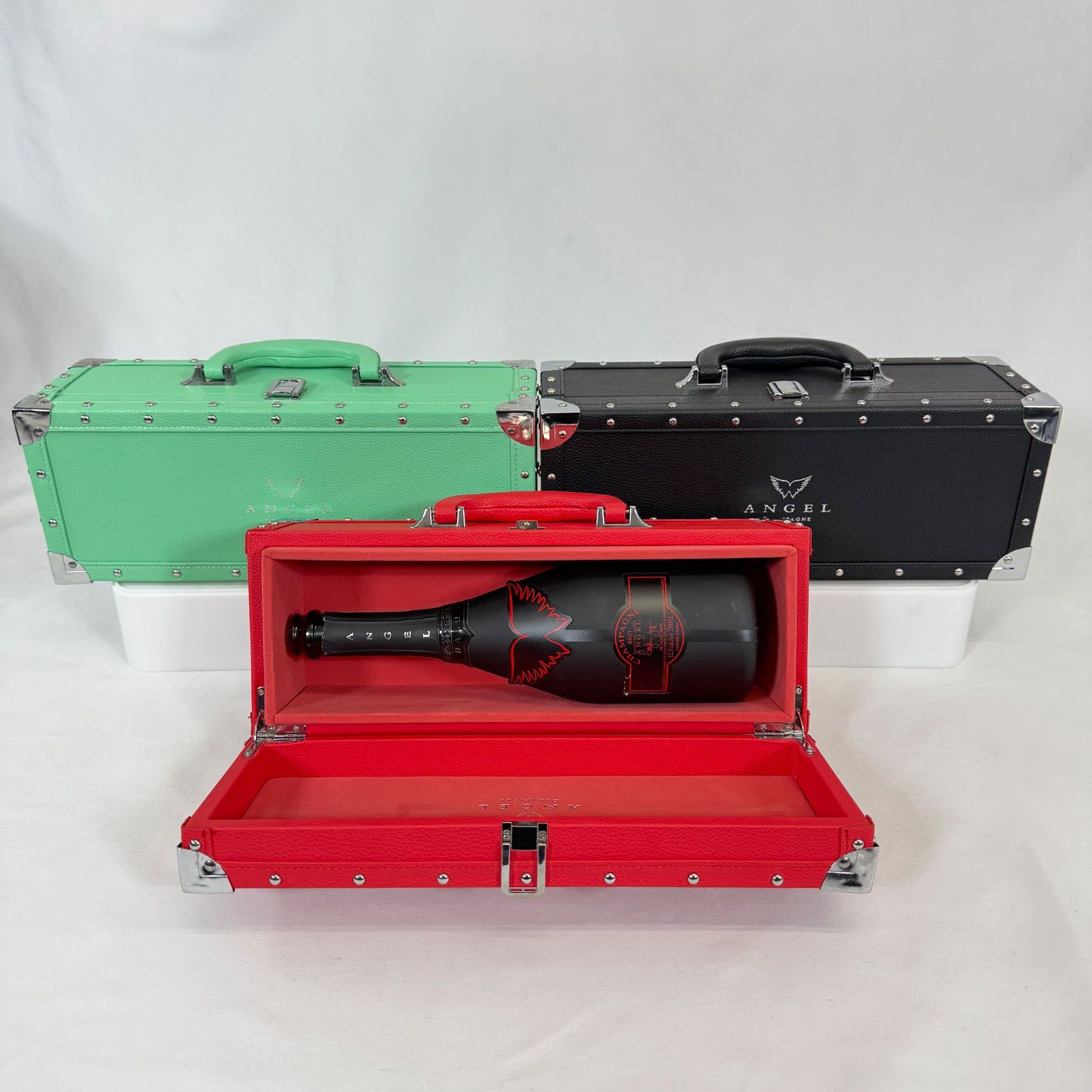 美品】ANGEL エンジェル シャンパン ケース 3個セット 空瓶 レッド