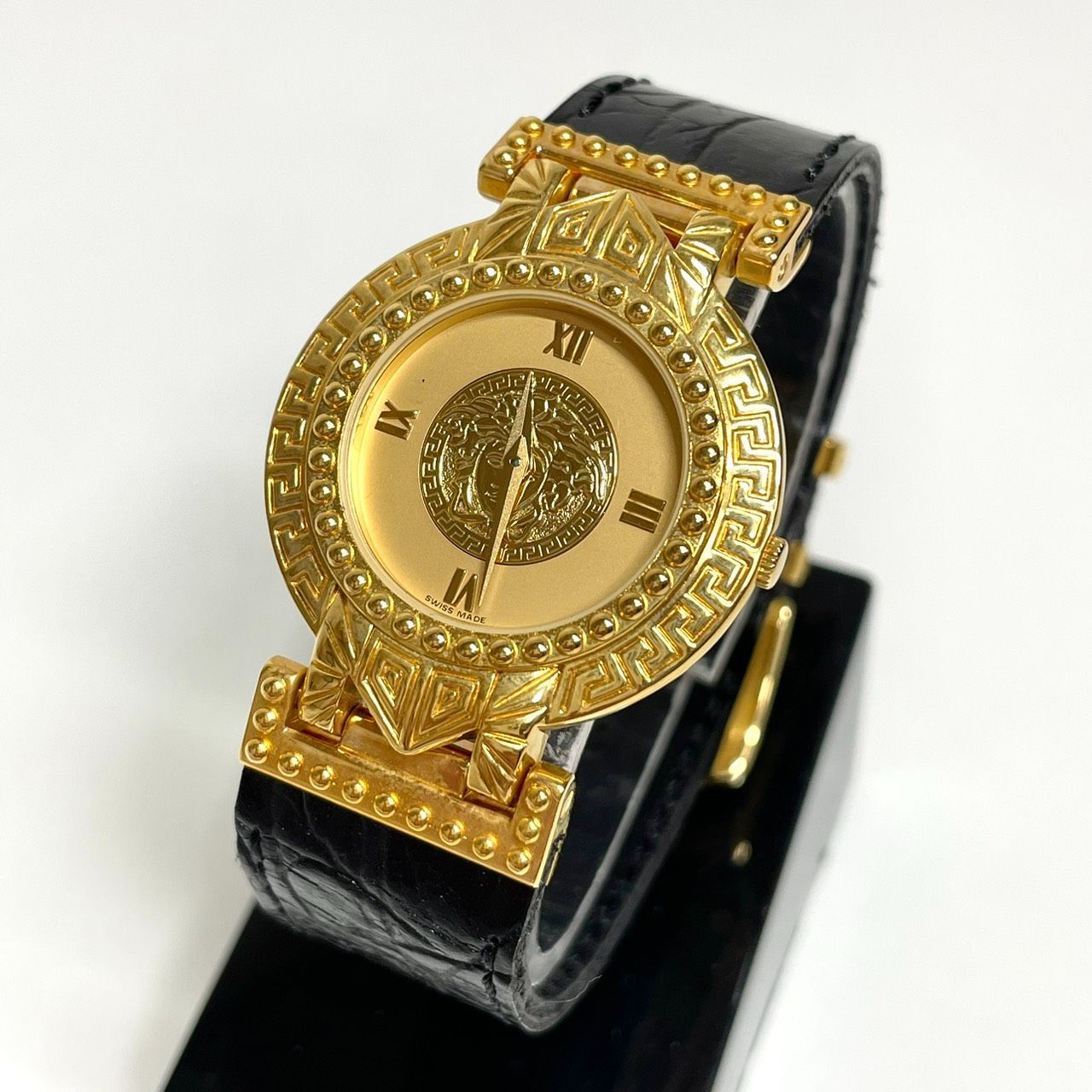 GIANNI VERSACE メデューサゴールドブレスレット時計 レディース稼働 メドゥーサ ブレスレット ゴールド | VERSACE JP