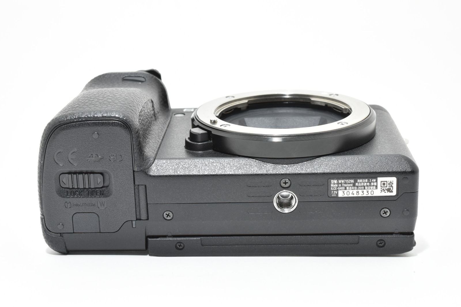 超美品 ソニー α6400 ミラーレス デジタルカメラボディシャッター回数