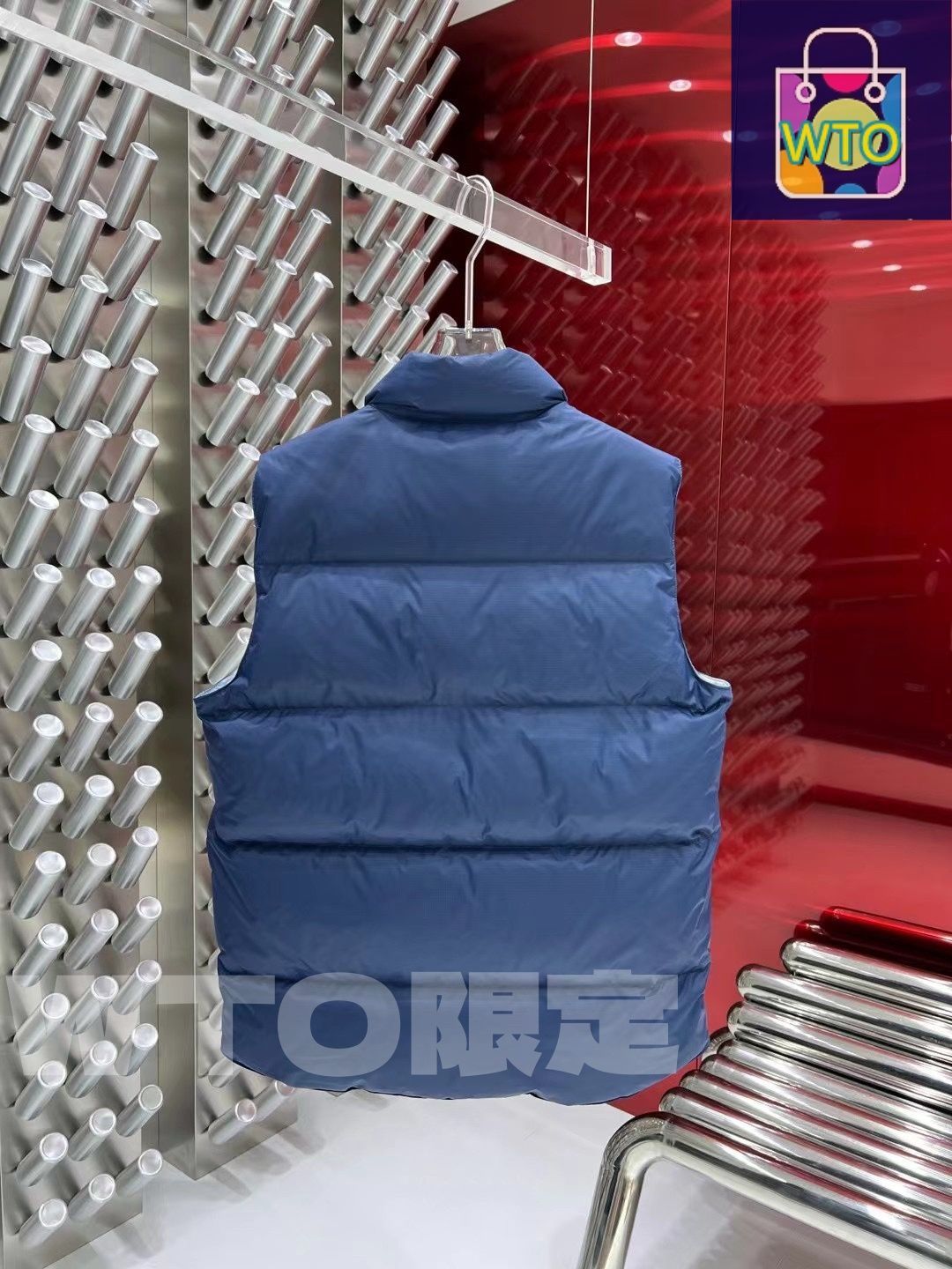 本日発送　  ダウンベスト カナダグース CANADA GOOSE (カナダグース) ロゴパッチ フルジップ ダウンベスト