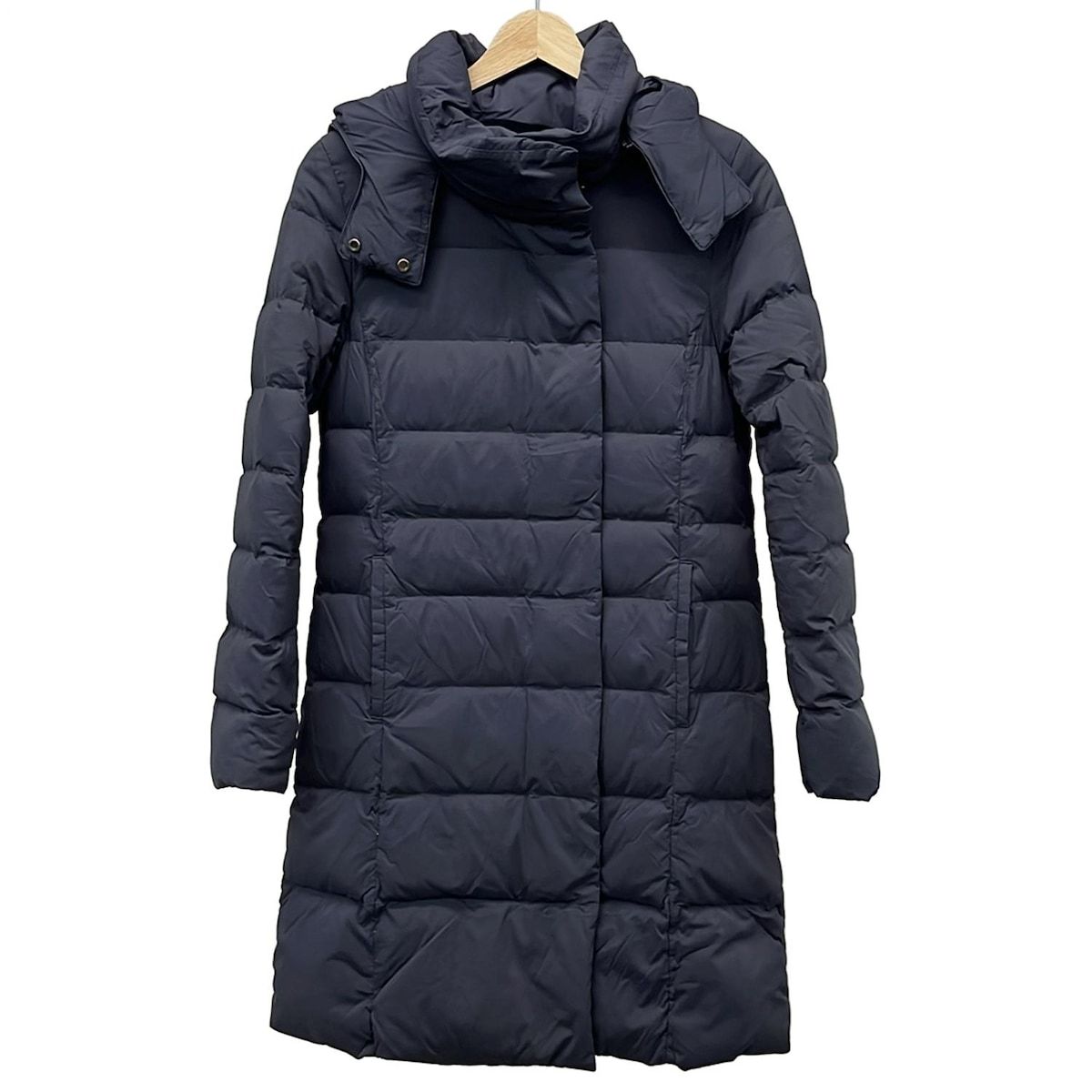 新品　シップス　ダウンコート　ネイビー　サイズ36 定価37000 SHIPS(シップス) ダウンコート サイズ38 M レディース - ネイビー 長袖