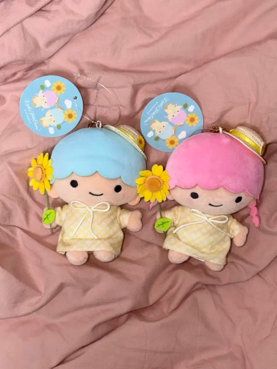 サンリオ リトルツインスターズ キキ ララ ひまわり キーホルダー