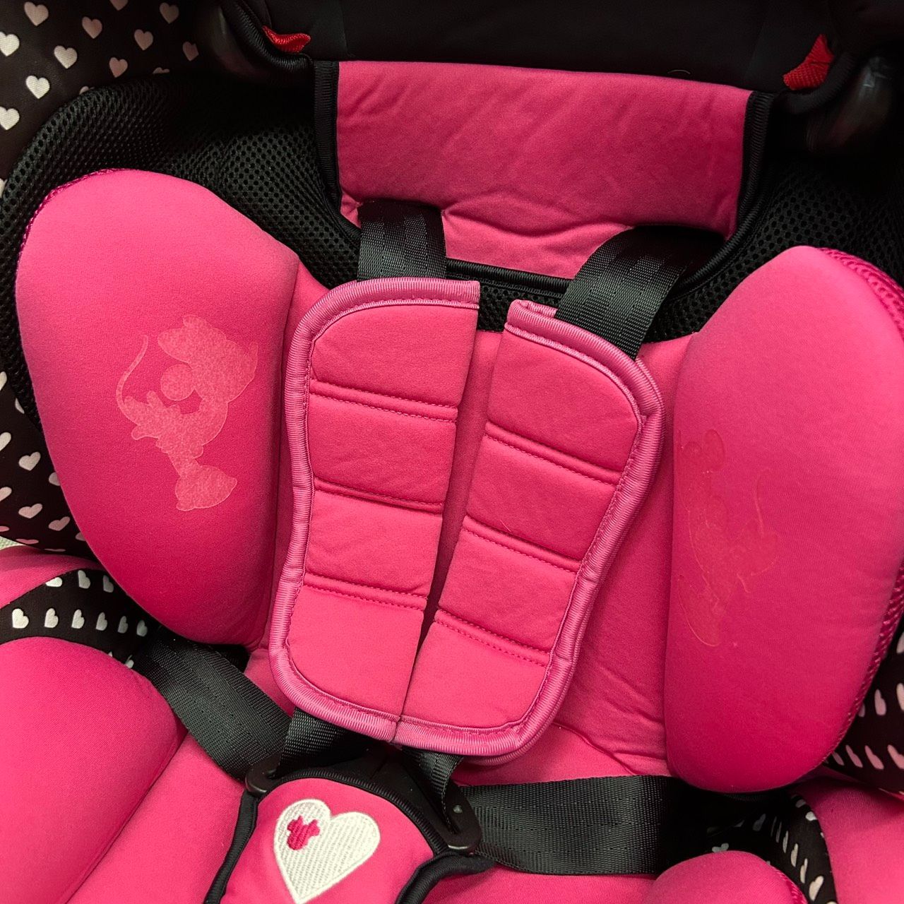 カバー類洗濯済み】 西松屋 ミニーマウス チャイルドシート ジュニア