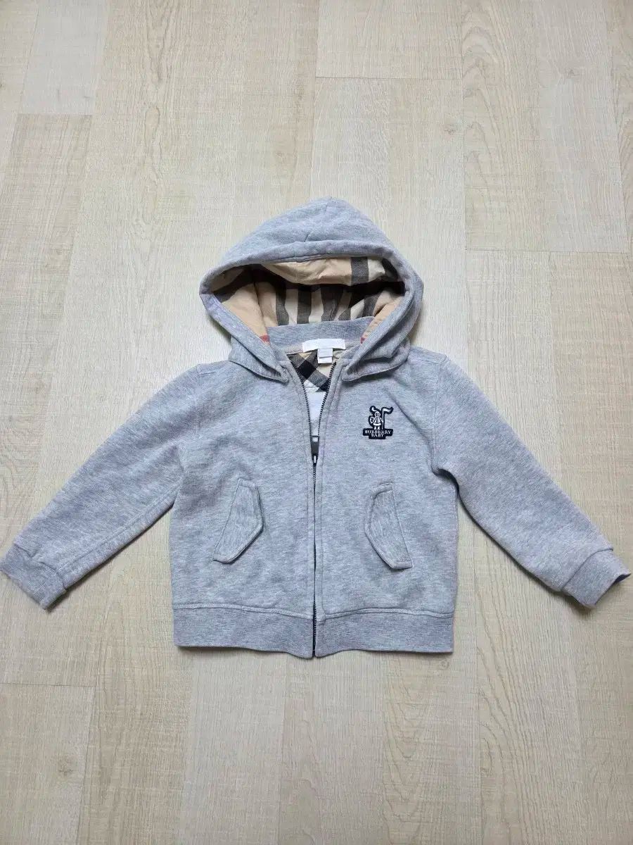 め1218着物リメイク正絹古布黒留袖江戸褄縮緬ヴィンテージスカジャン